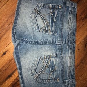 Wallflower button up shorts